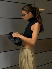 Y2K Women's Black Knitting Turtleneck Crop Top