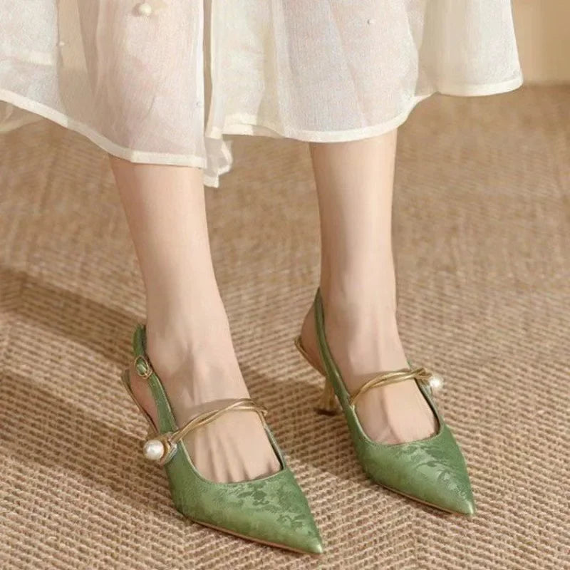 New Pointed Toe Pearl High Banquet Low Heel Pumps