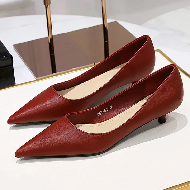 Spring 4cm Highs Concise Office Lady Soft Leather Thin Highs Pointed Toe Wedding Shoes Low Heel Pumps
