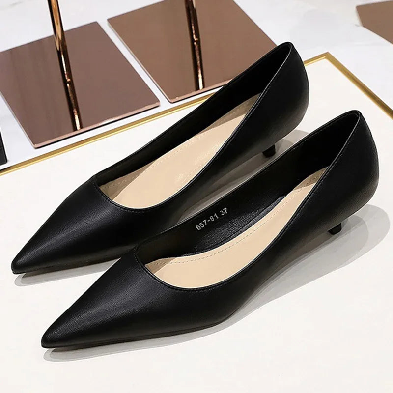 Spring 4cm Highs Concise Office Lady Soft Leather Thin Highs Pointed Toe Wedding Shoes Low Heel Pumps
