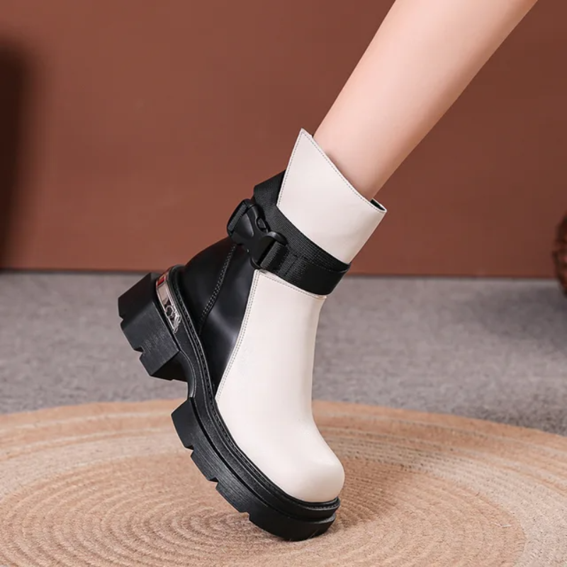 Vogue Voyager Boots