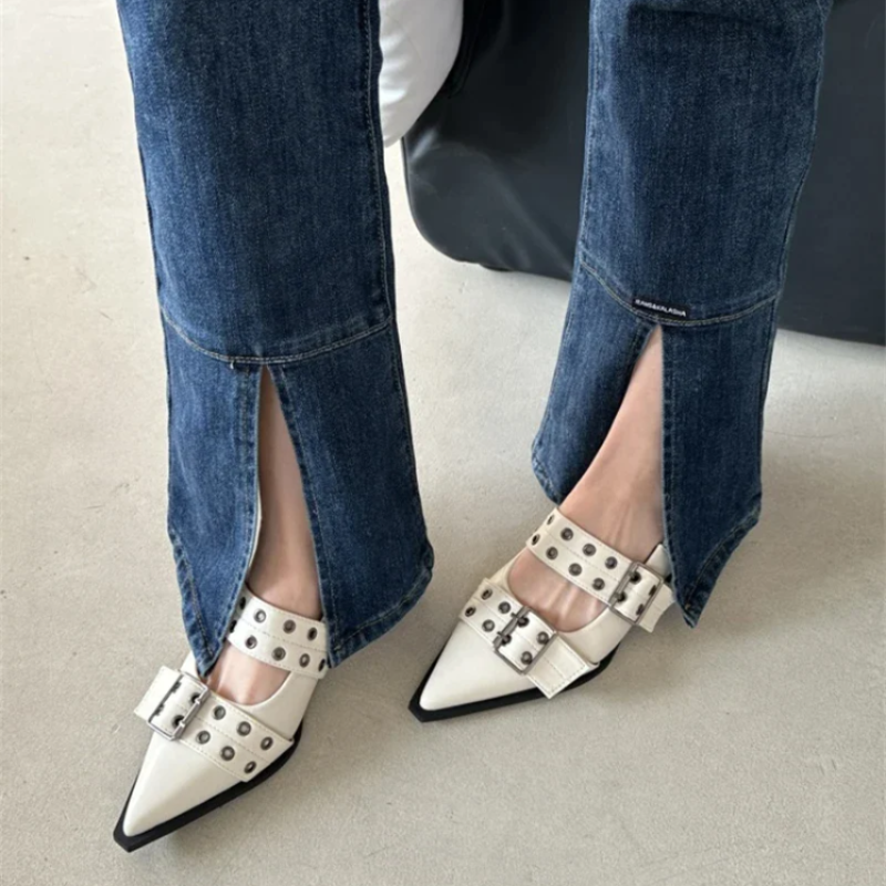 Suzzie Vintage Sandals