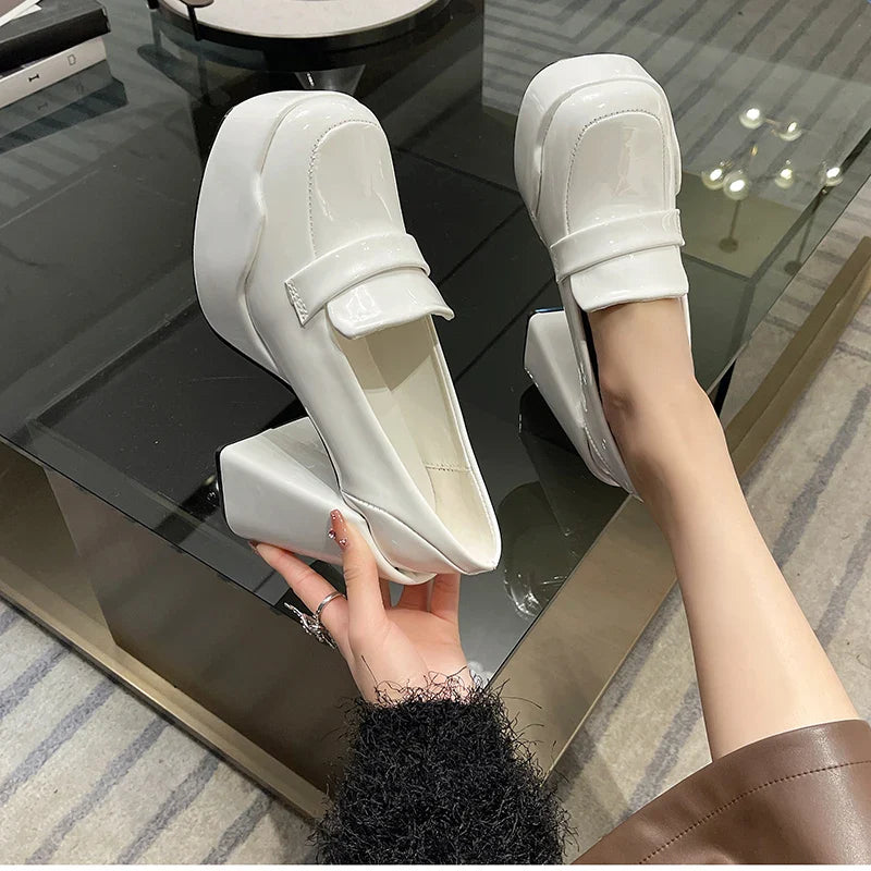 Andia Elegant Pumps