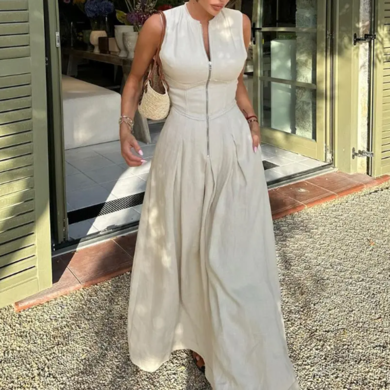 Gisele's Glamorous Long Dress