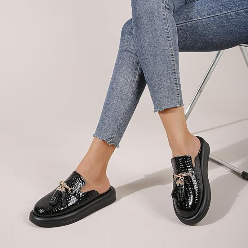 Carrera Tassel Summer Flats