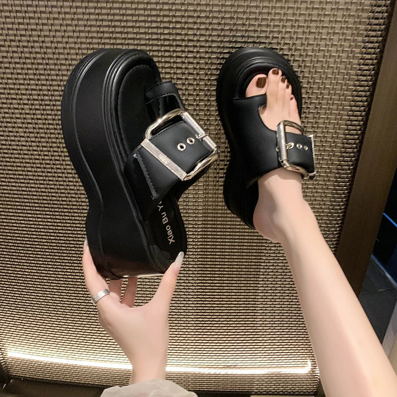 FreedomKnot CrossVent Slippers