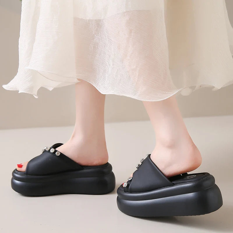 NacreNest Chunky Slippers