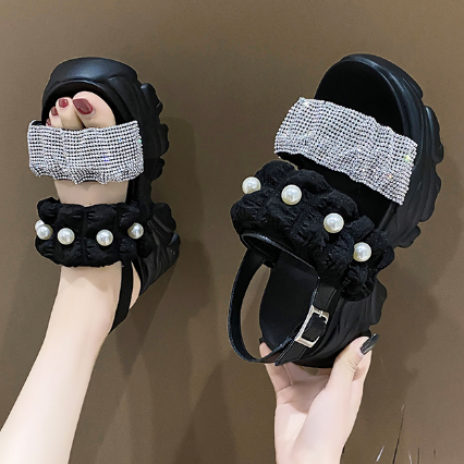 Queen Summer Sandals