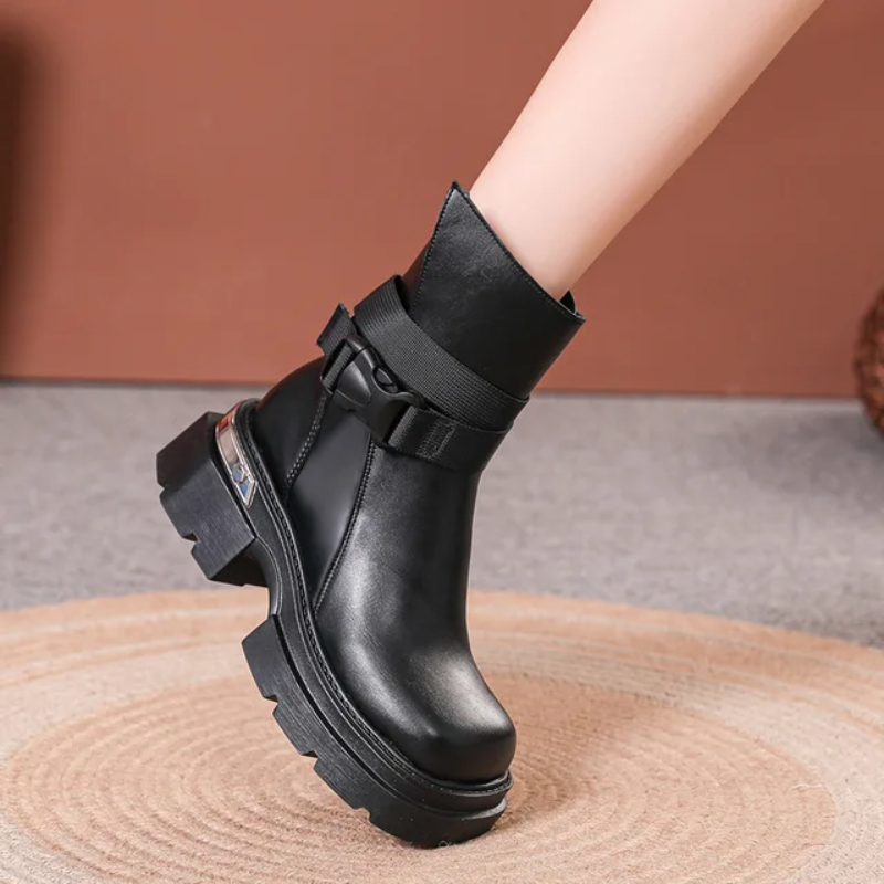 Vogue Voyager Boots