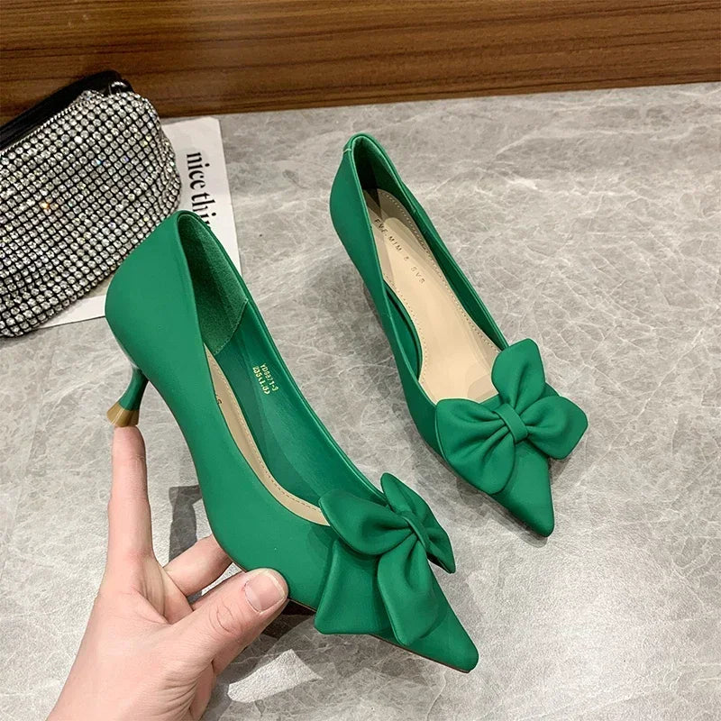 Retro Casual Sweet Bow Design Round Toe New Low Heel Pumps