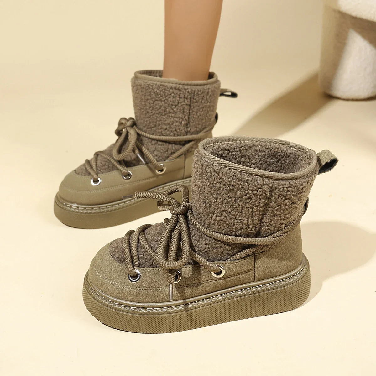 Cold-proof Lace Up Waterproof Anti-slip Short Snow Boot
