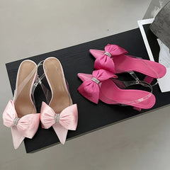 Butterfly-knot Pointed Toe