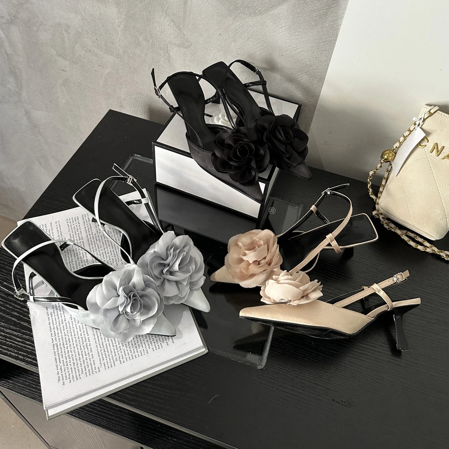 Pointed Toe Thin Mule Shoes