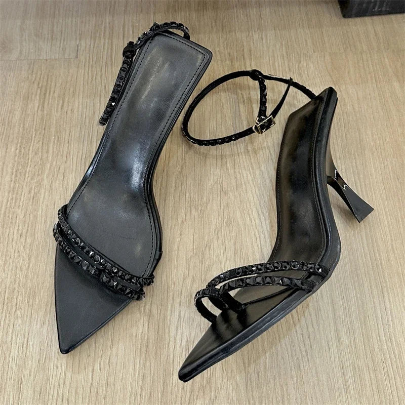 Narrow Band Buckle Strap Pointed Toe Highs Banquet Party Shoes Low Heel Pumps