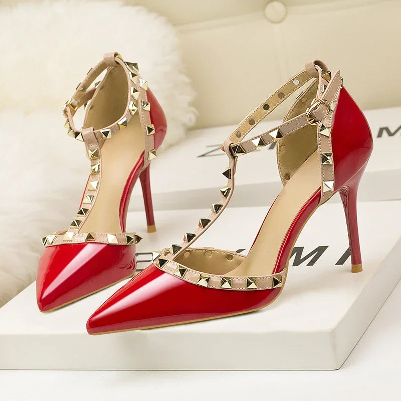 Rivet Pointed Toe Designer Hollow Red Fine High Heel High Heel