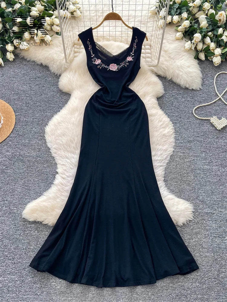 Embroidery Black Fishtail Dress