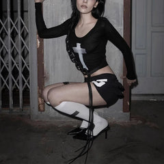 Y2K Gothic Long Sleeve Crop Top