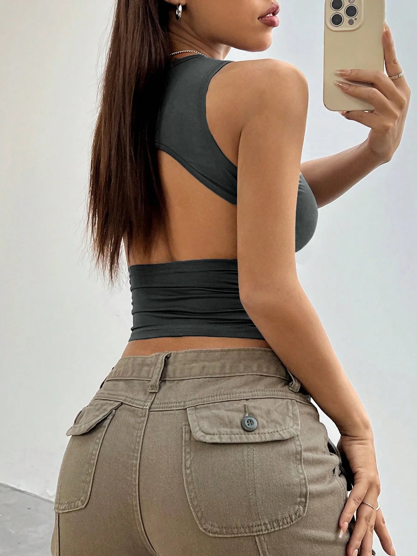 Fashionable Women's Casual and Comfortable Backless Round Neck Vest