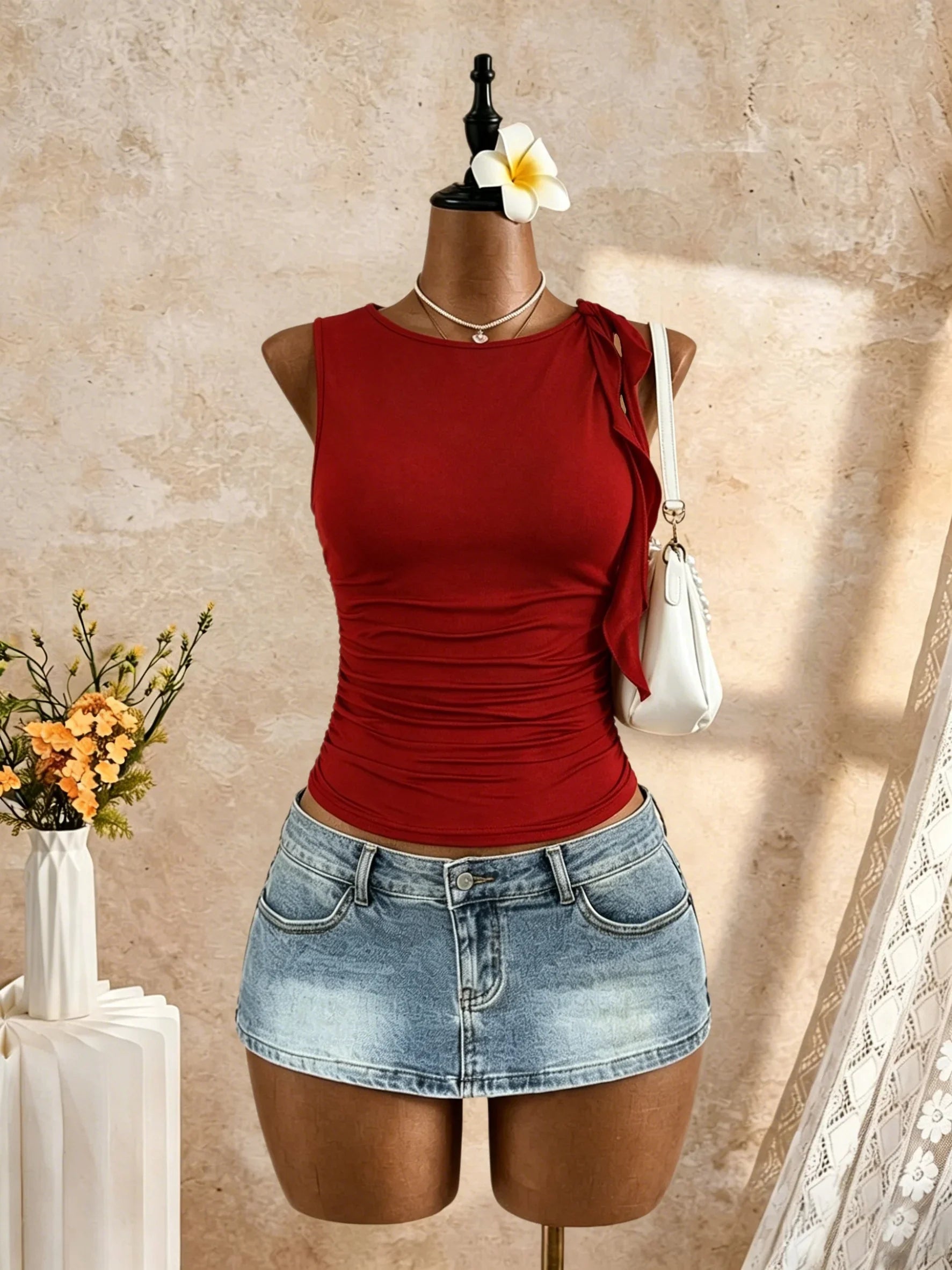 Round Neck Sleeveless Side Tie Knot Ruched Slim Fit Crop Tank Top