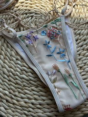Flowers Printed Halter Underwired V-Bar Bikini