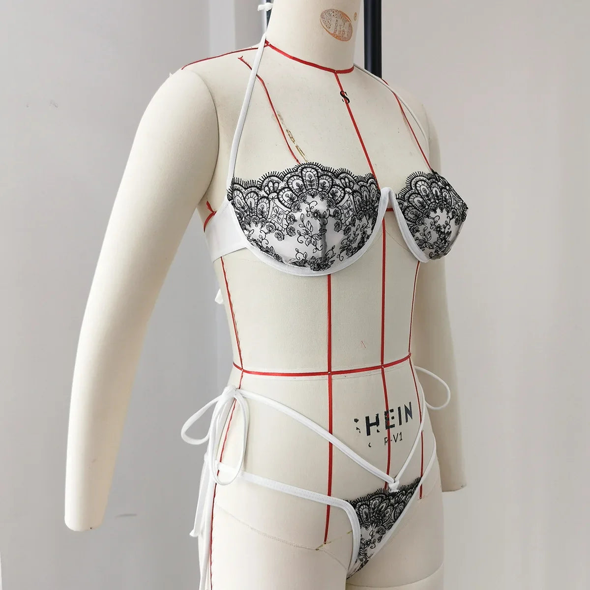 Sexy White Floral Embroidery Bikini Set