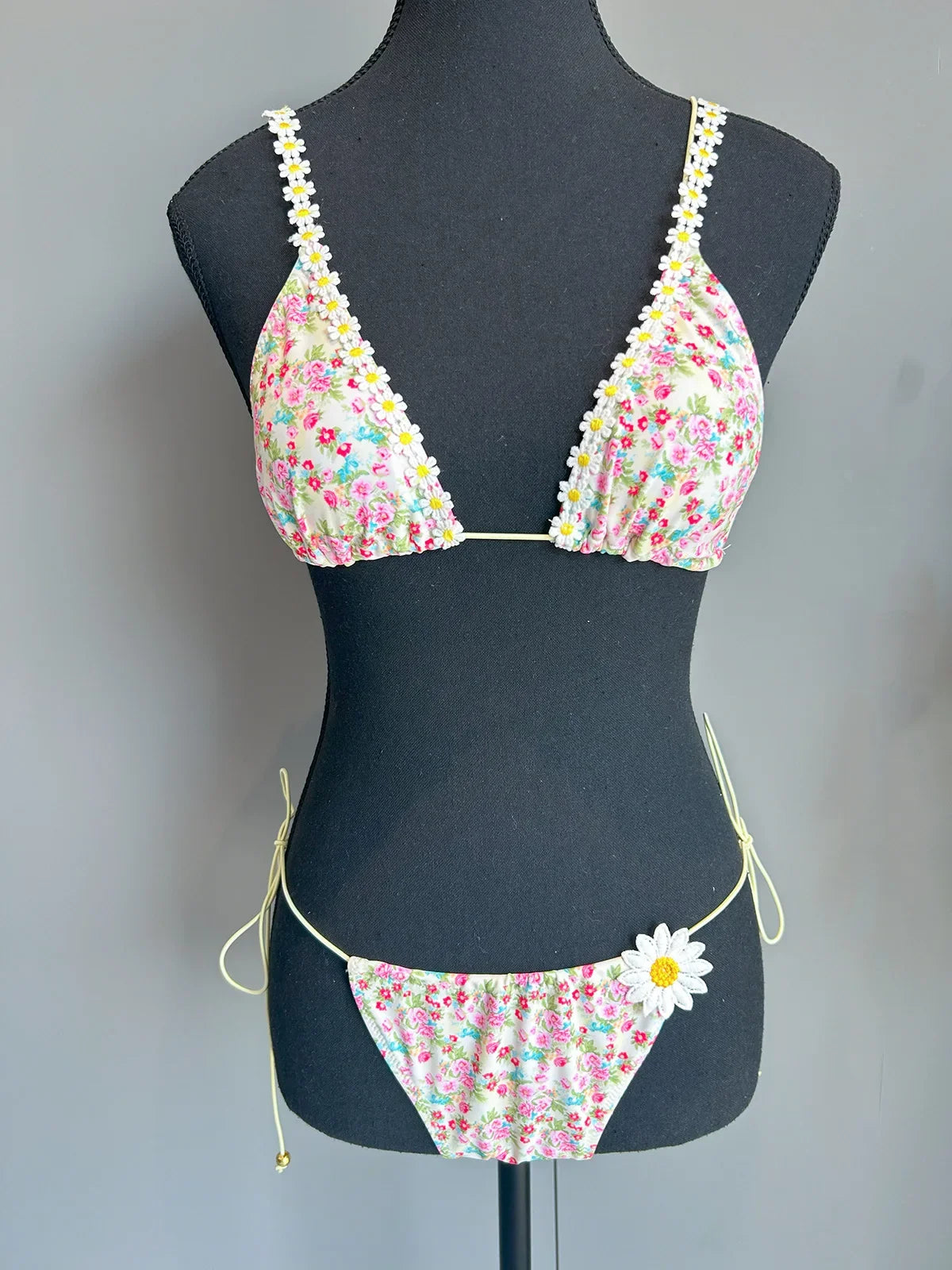 Sexy Pink Floral Print Bikini Set