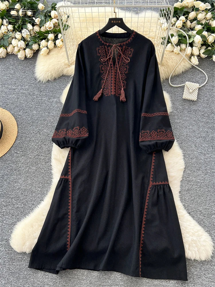 Casual Embroidered Loose Dress