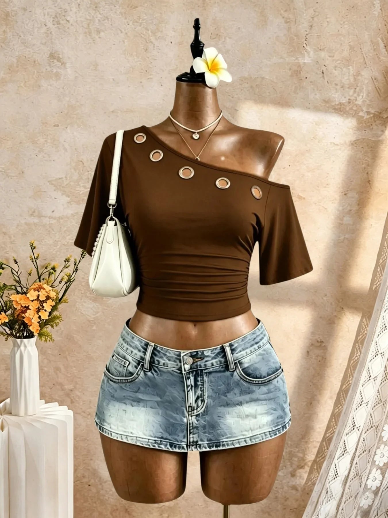Diagonal One Shoulder Eyelet Ring Decor Short Sleeve Crop Top