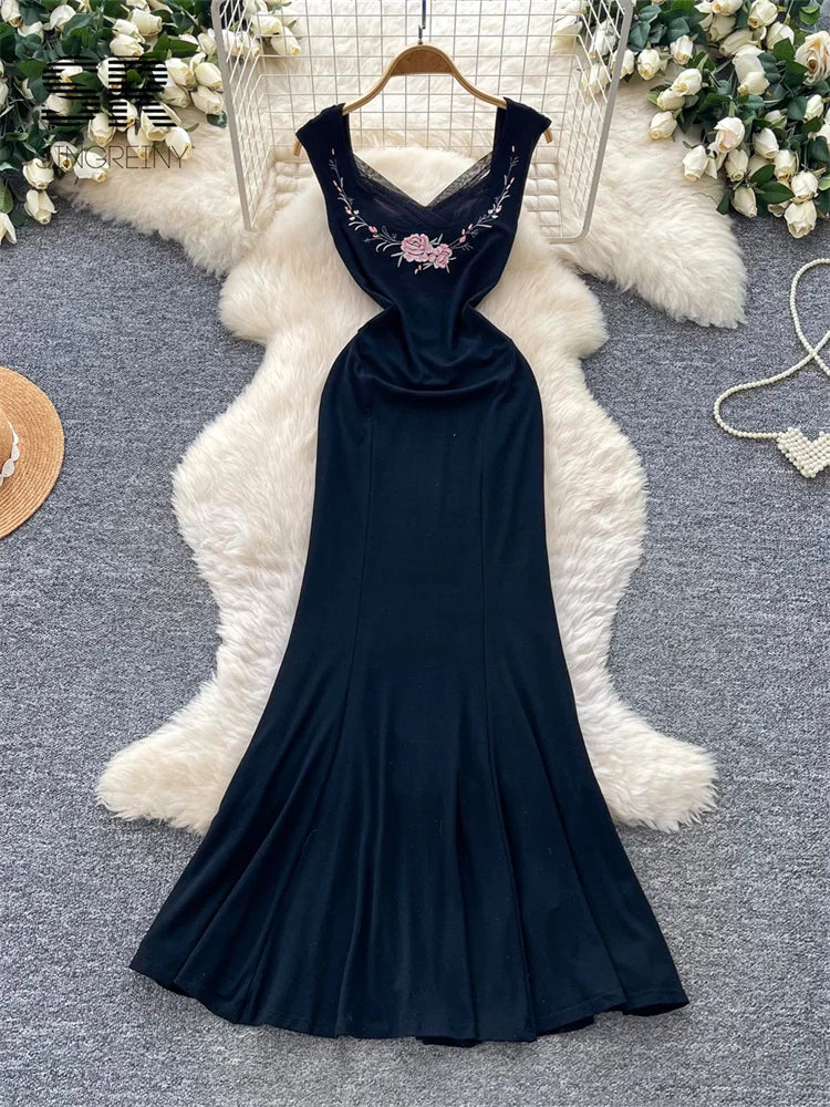 Embroidery Black Fishtail Dress
