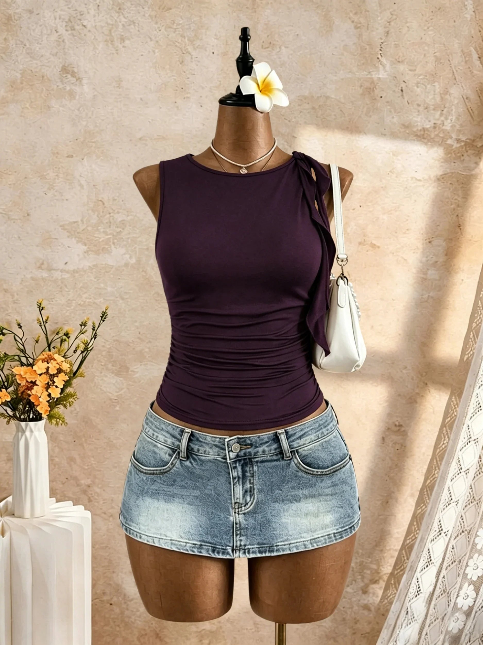 Round Neck Sleeveless Side Tie Knot Ruched Slim Fit Crop Tank Top