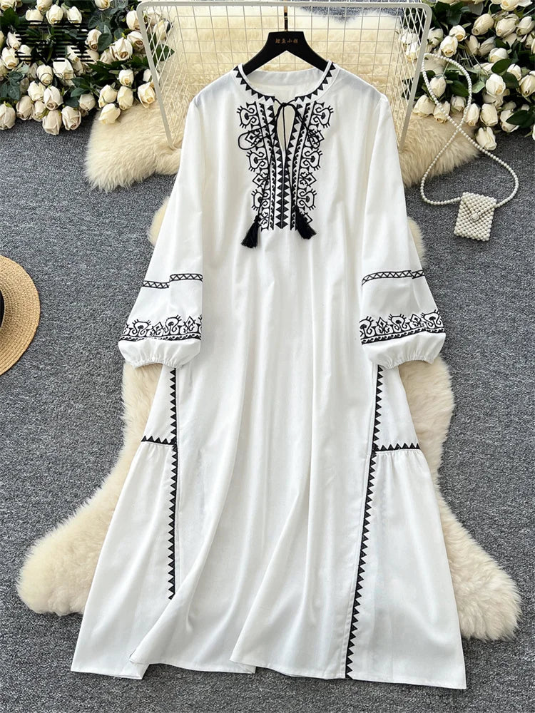 Casual Embroidered Loose Dress