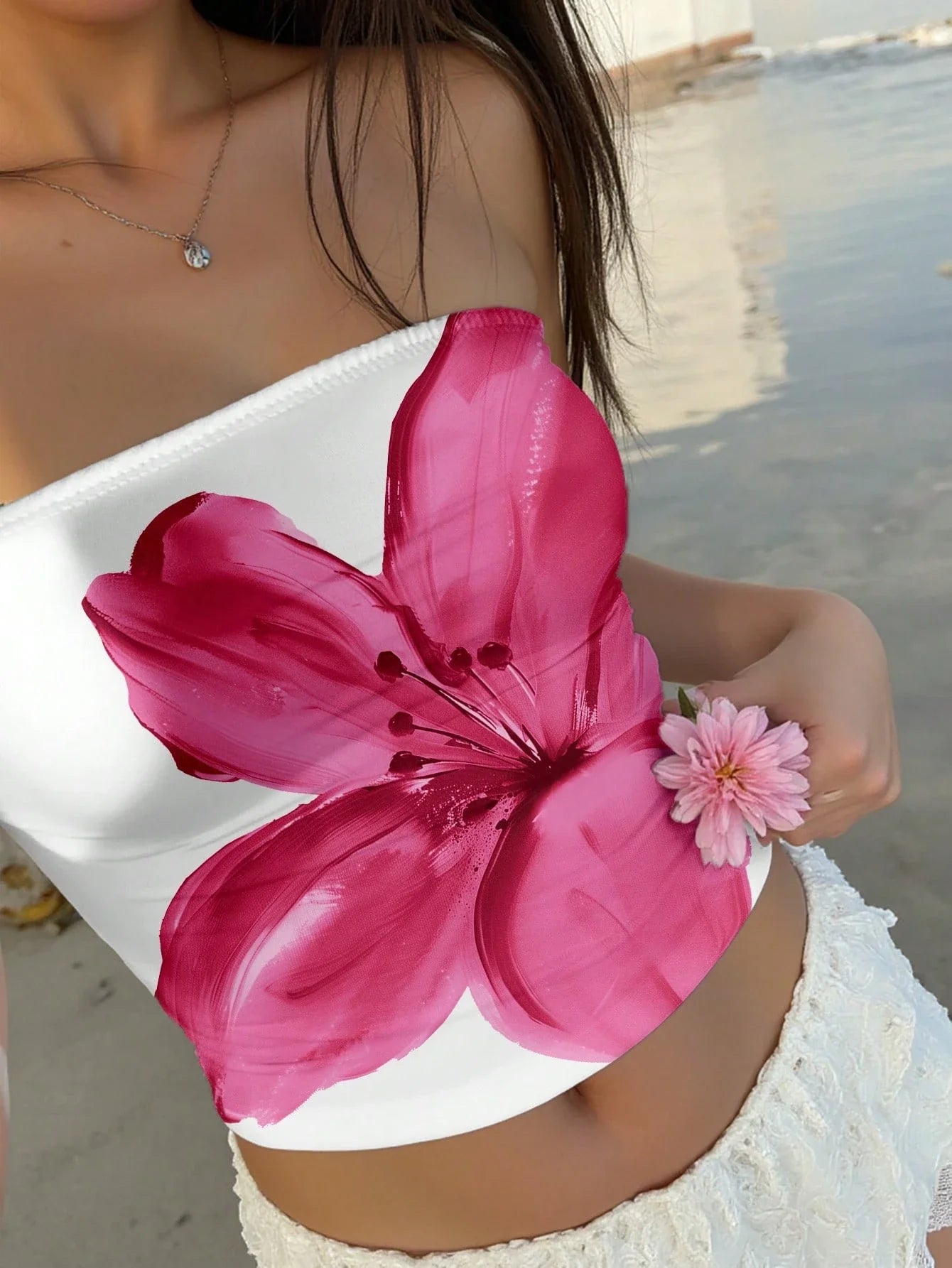 Casual Lily Floral Print Slim Fit Bandeau Crop Tops