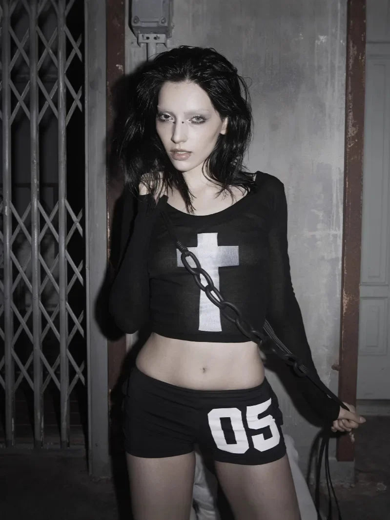 Y2K Gothic Long Sleeve Crop Top