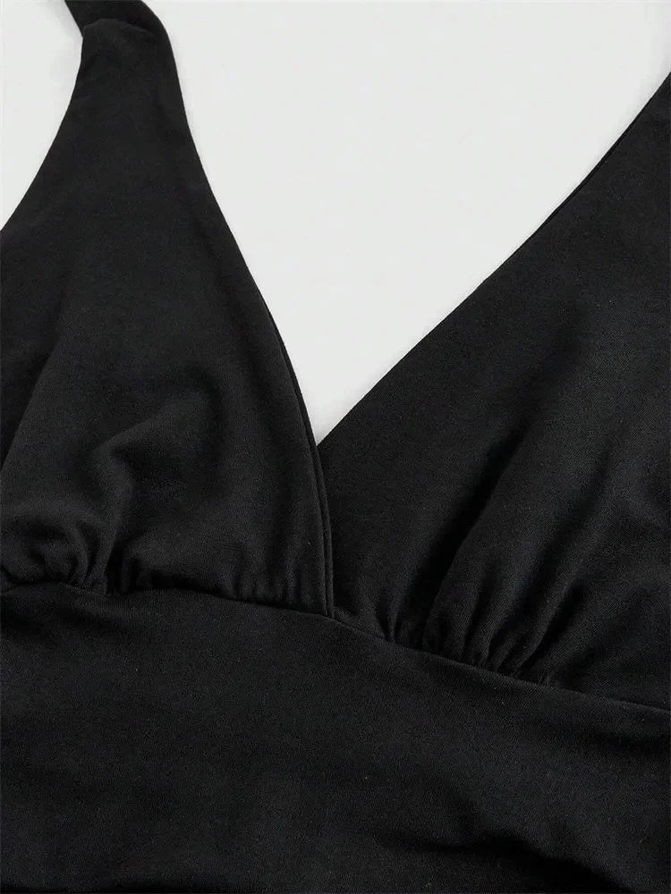 Solid V-neck Backless Halter Crop Top
