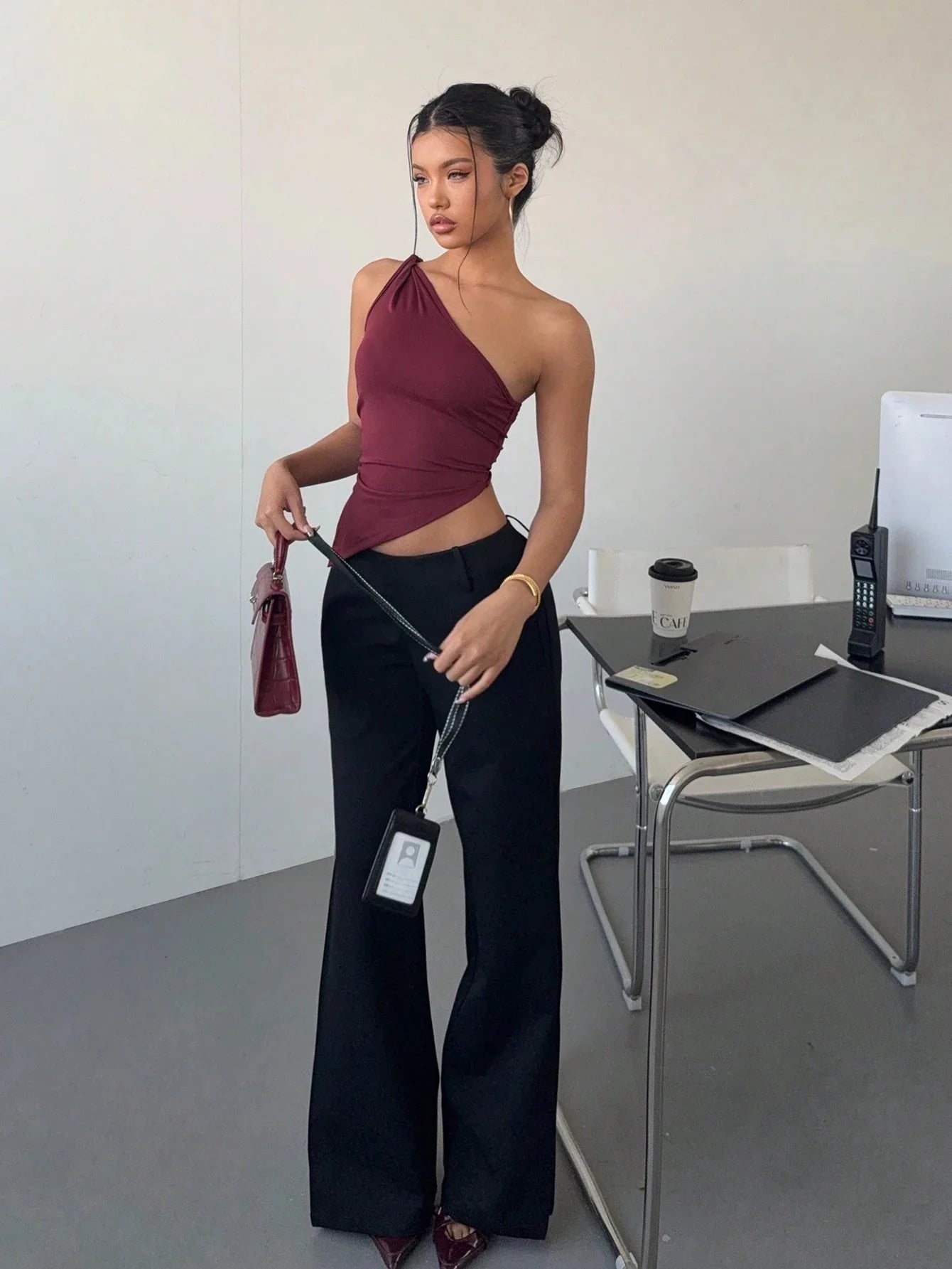 One Shoulder Asymmetry Hem Crop Top