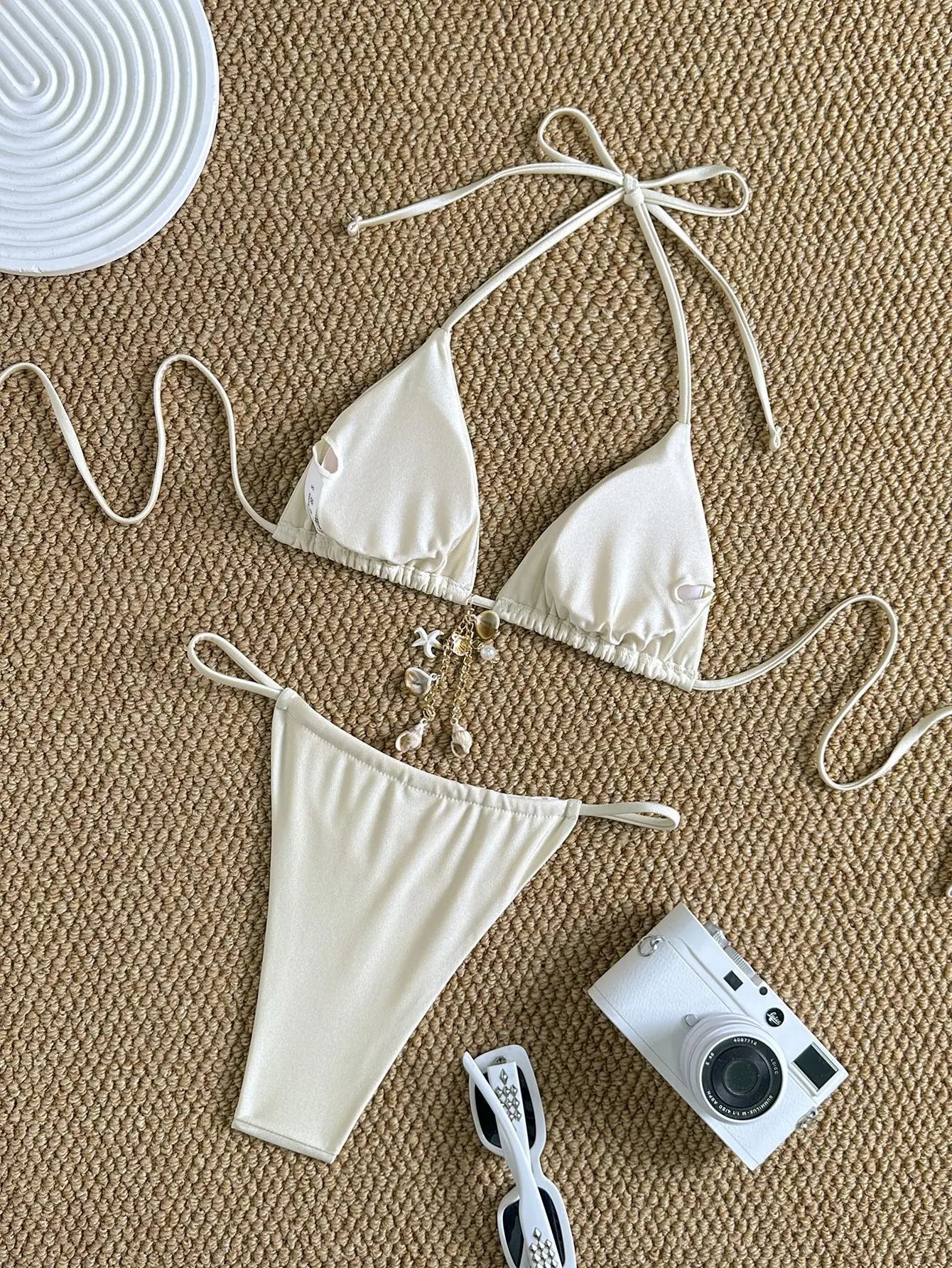 Sexy White Metal Starfish Shell Ornament Bikini Set
