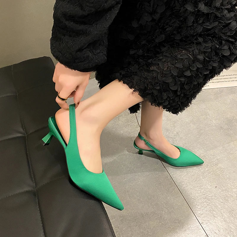 Hot Sale Slip-on Office Career Pointed Toe Cap Sandals Low Heel Pumps