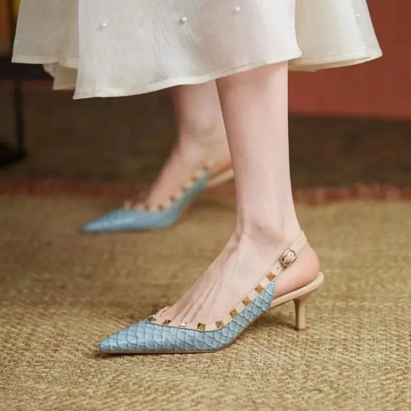 Highs Valentine Pointed Toe Shoes Low Heel Pumps