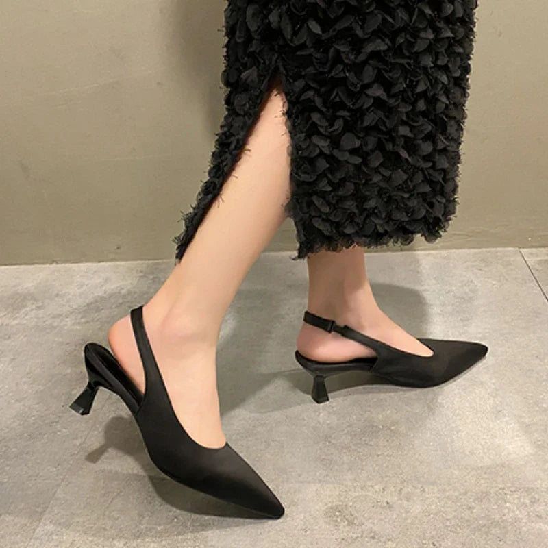 Slip-on Solid Office Career Pointed Toe Low Heel Pumps