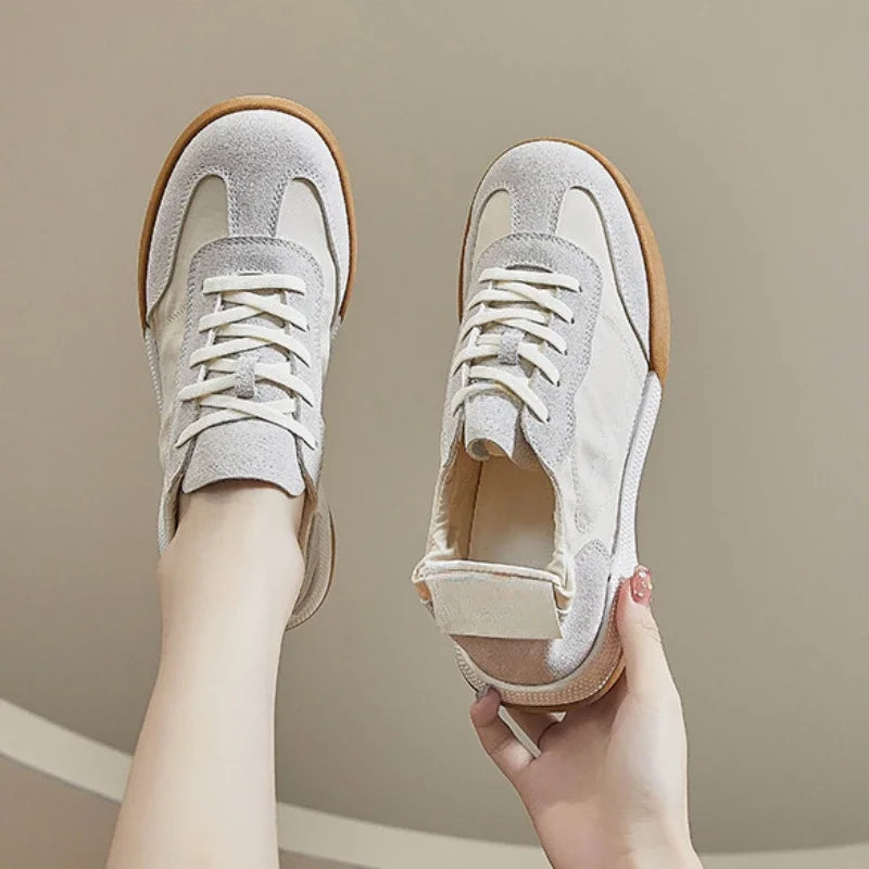 Spring Autumn New Running Flat Breathable Casual Light Weight Trainers Skateboard