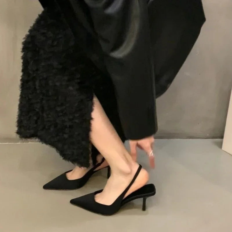 Autumn Solid Color Banquet Pointed Toe Comfortable Casual Slip-on Shoes Low Heel Pumps