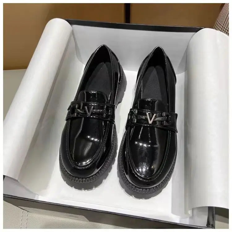 British Style Retro Patent Leather Buckle Solid Hedging Flats Loafers