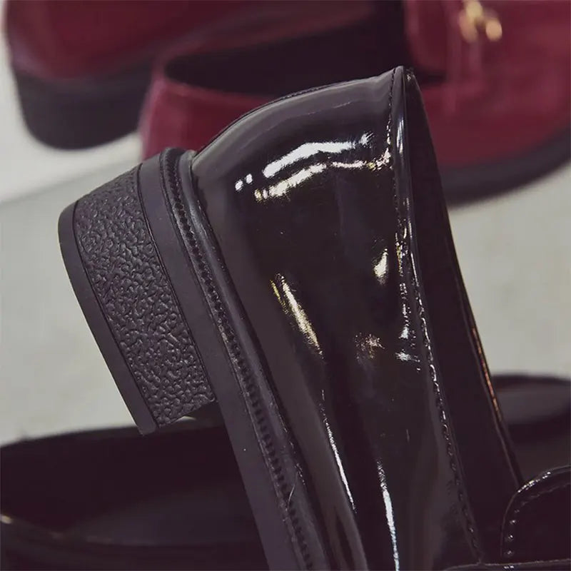 British Style Retro Patent Leather Buckle Solid Hedging Flats Loafers