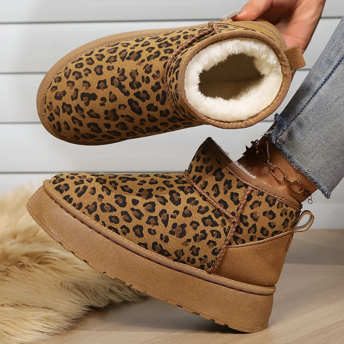 Leopard Print Non-slip Wear-resistant Plush Short Snow Boot