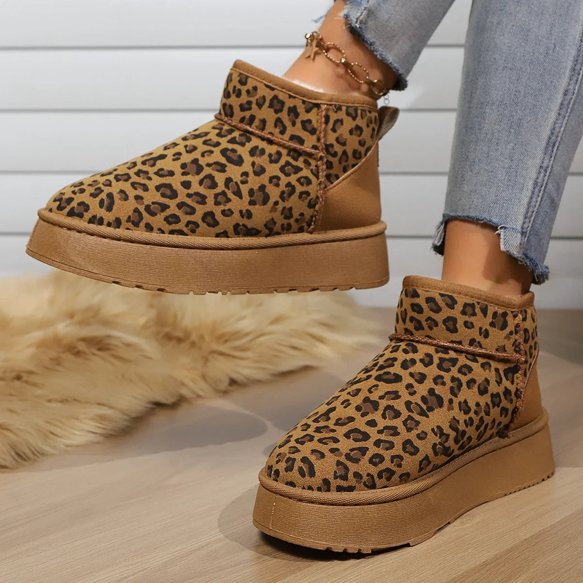 Leopard Print Non-slip Wear-resistant Plush Short Snow Boot