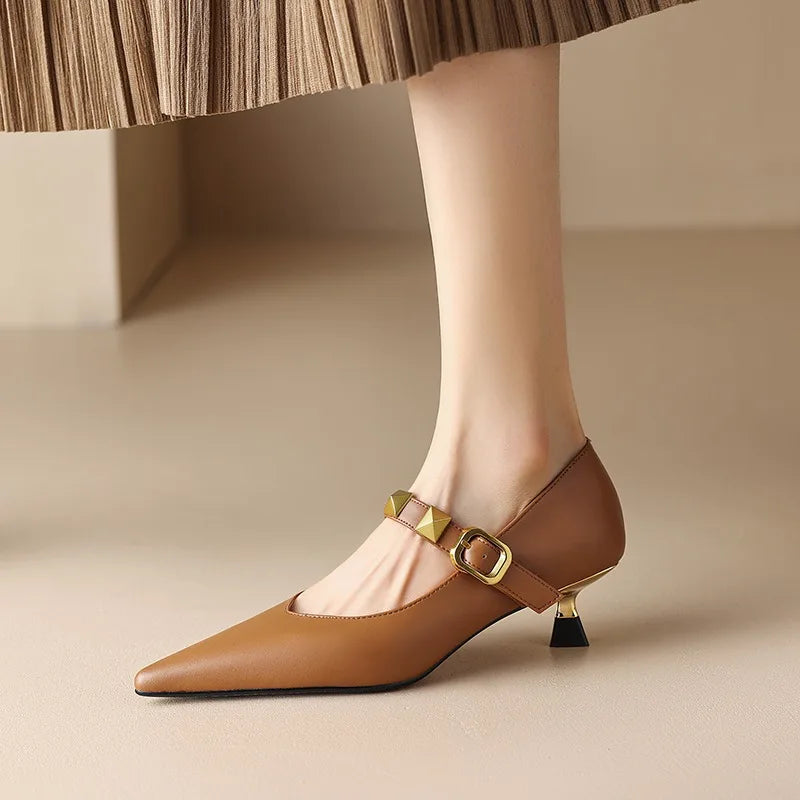 Fall New Pointed Shal Mouth Rivets Professional Temperament Women's Shoes Low Heel Pumps