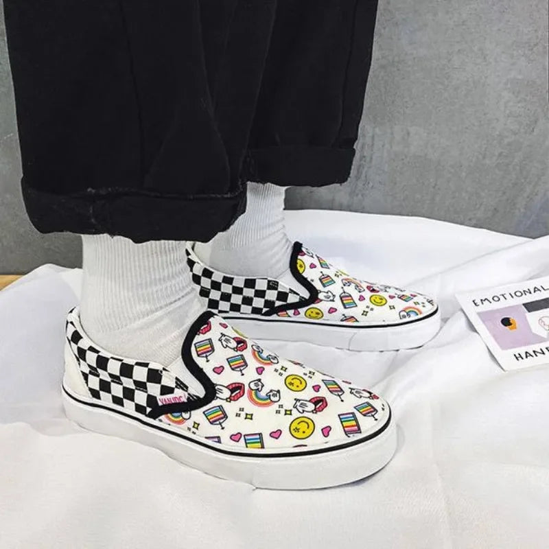 Womens Canvas Multicolor Checkerboard Design Slip-On Flats Skateboard