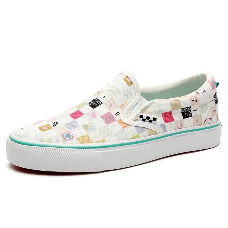 Womens Canvas Multicolor Checkerboard Design Slip-On Flats Skateboard