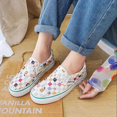 Womens Canvas Multicolor Checkerboard Design Slip-On Flats Skateboard