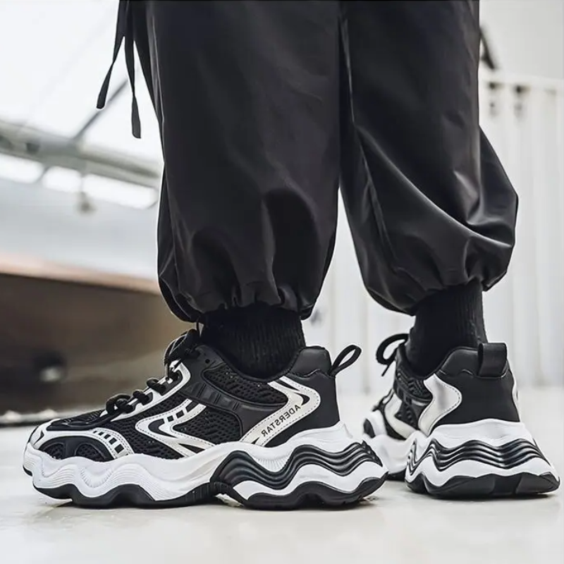 RunHoop Sneakers